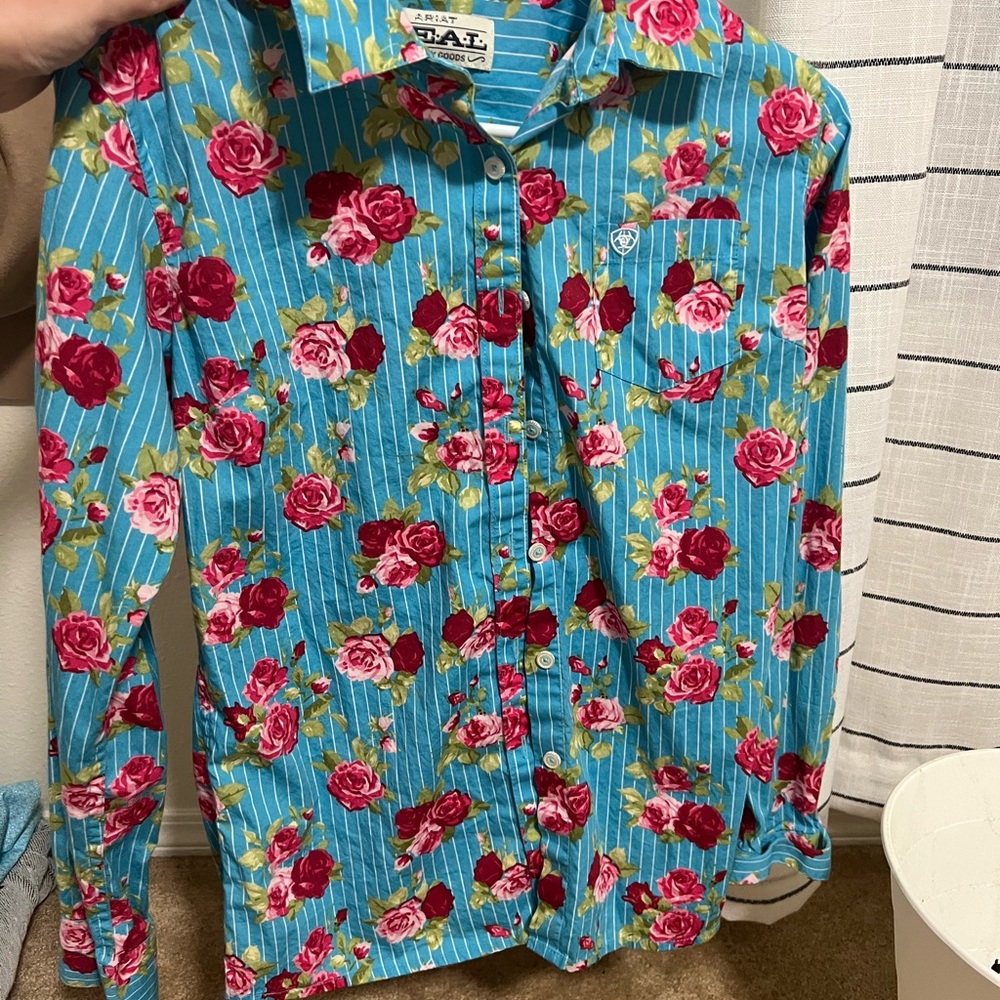 Ariat Button down